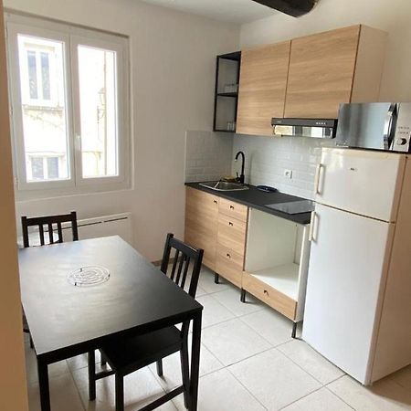 Petit Appartement Calme En Plein Centre Du Village De Ribiers Εξωτερικό φωτογραφία