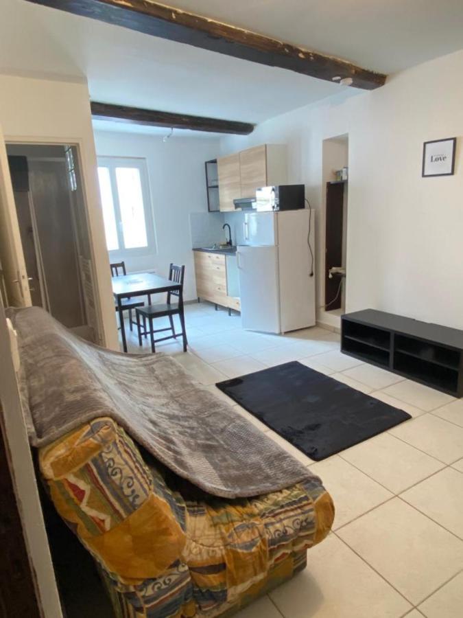 Petit Appartement Calme En Plein Centre Du Village De Ribiers Εξωτερικό φωτογραφία